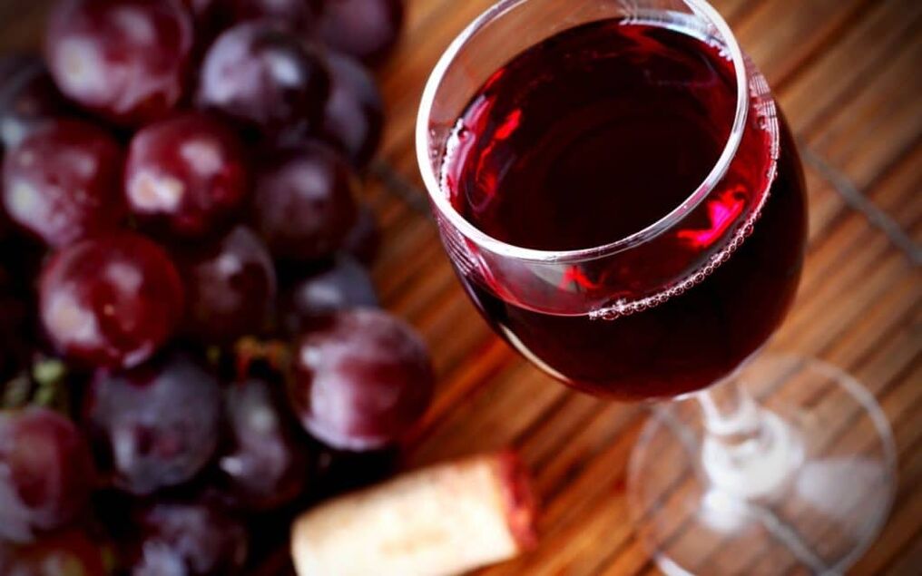 Ist es möglich, bei Psoriasis Rotwein zu trinken 