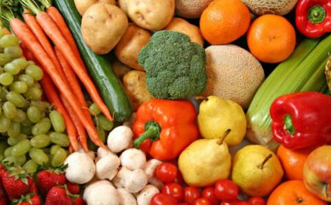 Patienten, die an Psoriasis leiden, sollten Gemüse und Obst in ihre Ernährung aufnehmen. 